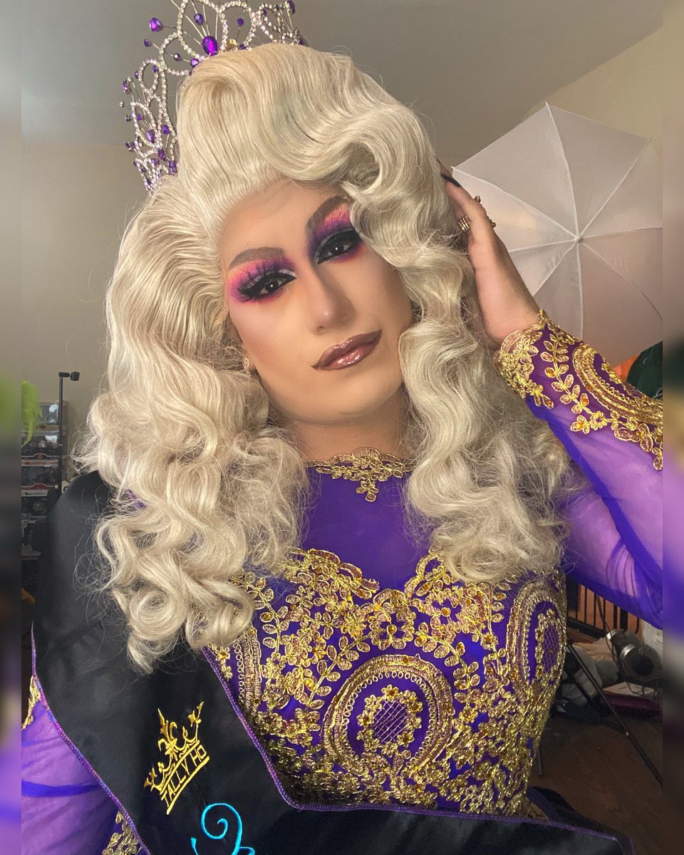 KarmaSutraxo's tweet image. Feeling real soft today ☺️ #drag #dragqueen #pageantwinner #gay #LGBTQ