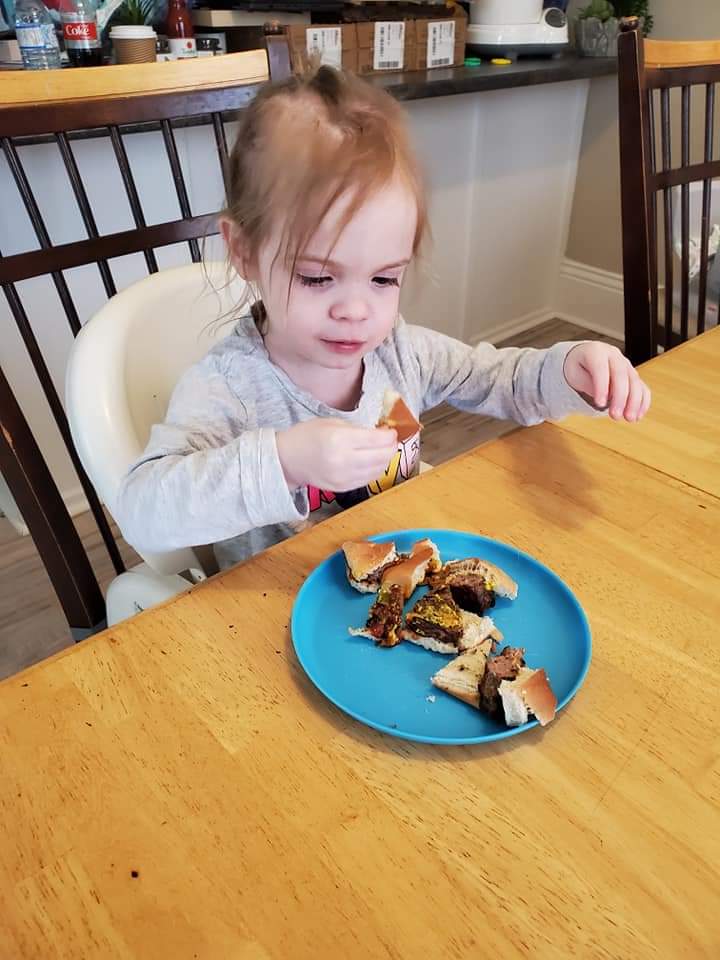 whoaNelly29's tweet photo. We walked our 65 minutes, all decked out! And Em enjoyed a whole burger afterwards :) #cfcantwait #emmecantwait #endcf #aworldwithoutcf #fucf #gofurtherfor #gofurtherforemme #trikafta #trikaftaNOW #stoppmprb #emmessaries https://t.co/aJxA7ry2ex