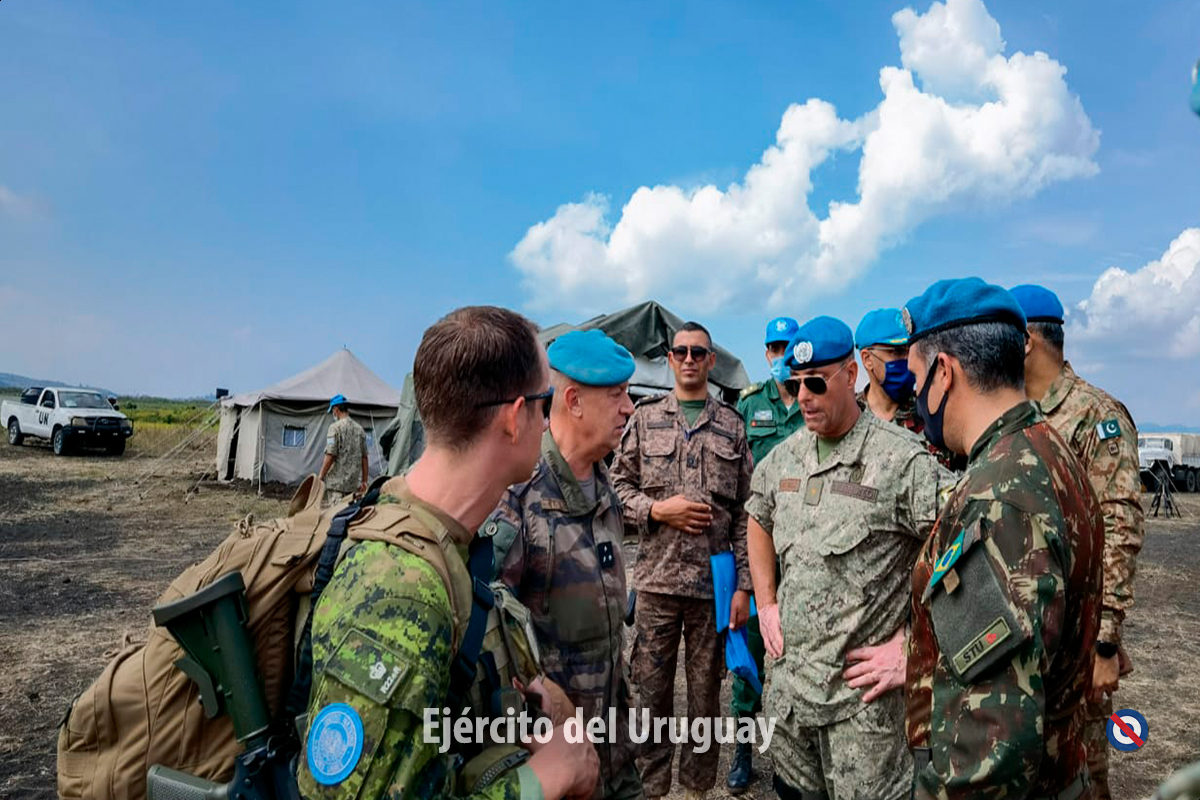 EJÉRCITO DE URUGUAY - Página 36 E2phad6WYAA5je8?format=jpg&name=medium