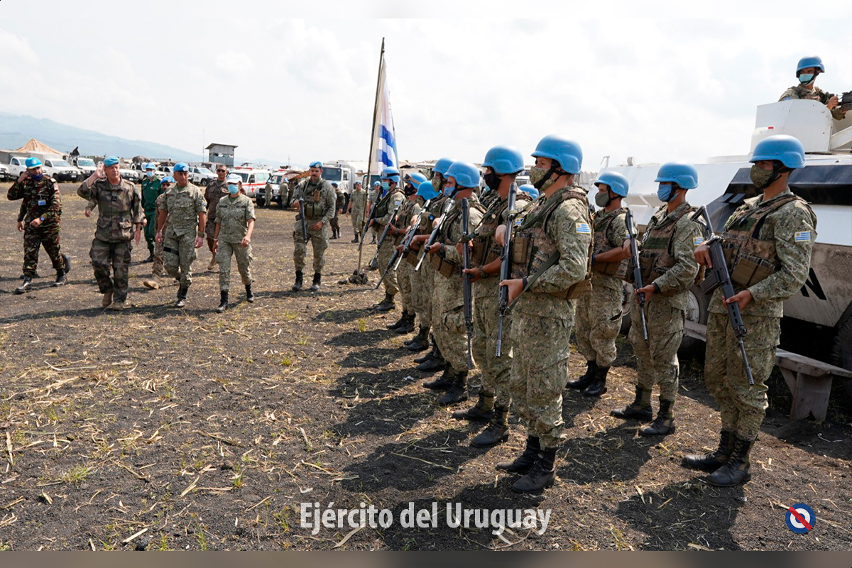 EJÉRCITO DE URUGUAY - Página 36 E2phfyyXEAEYbVz?format=jpg&name=medium