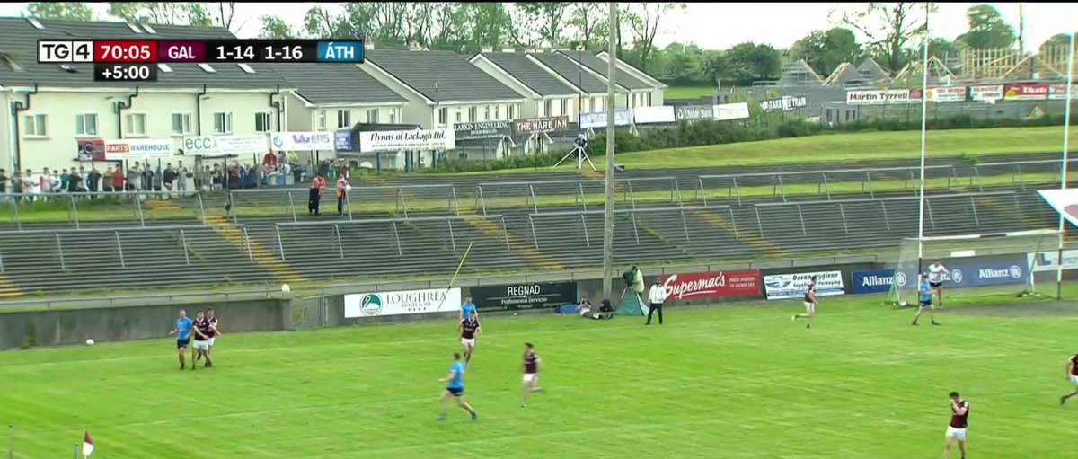 regnadservices's tweet photo. Who else spotted our sign at St. Jarlathβs Park today? #regnad #tuam #GAA #GALvDUB https://t.co/kAhPEeSAXm