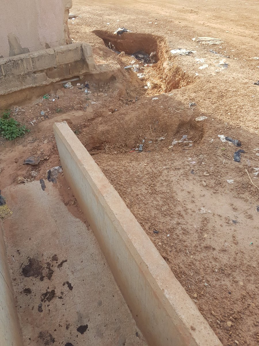 DalhatSK's tweet photo. @elrufai Your Excellency Sir, this is to bring to your notice the state of Fanwanki/Anguwan Fatika road that is at the verge of completion, filled with laterite soil awaiting for concrete and asphalt  but suddenly the engineers disappeared. The effort is now in vain. https://t.co/0ty6vuavtw