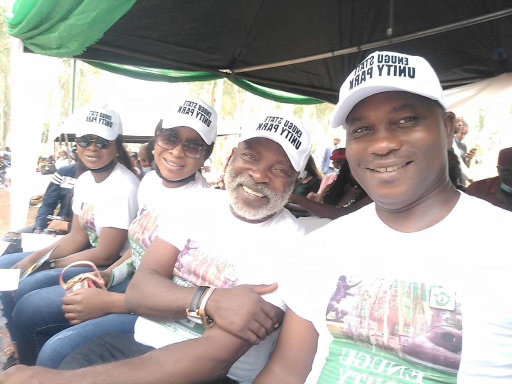 aneketwinstv's tweet photo. Yesterday my twinny @AnekeChidieber4 and my big brothers @stan_k1 @kensteveanuka @ the inauguration of Enugu Unity Park. Itโs a beautiful place to be #EnuguUnityPark #aneketwins #Airdrops #Wenger #ChelseaChampions #Thiem #Reece #Messi #Simi #Bishop #Berv https://t.co/2JU65NPFDu