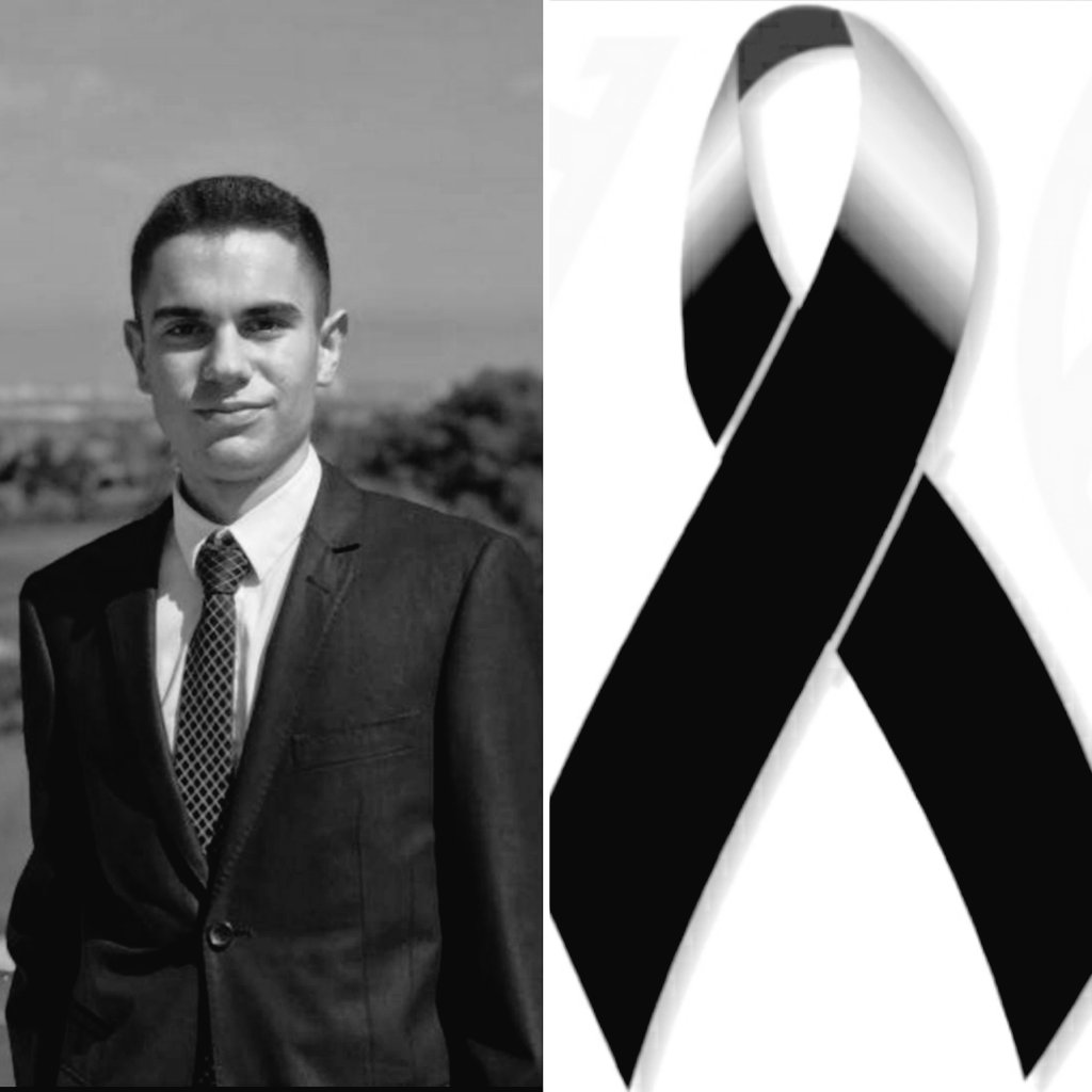 😔 Nunca estás preparado para comunicar una noticia así...

🖤 Estamos consternados por el fallecimiento del asistente Fernando Alcaraz Bernal (19 años) en el Montecasillas-San Ginés de la Jara de 1ª Autonómica.

Un abrazo fuerte para sus más allegados en estos momentos. #DEP 🙏