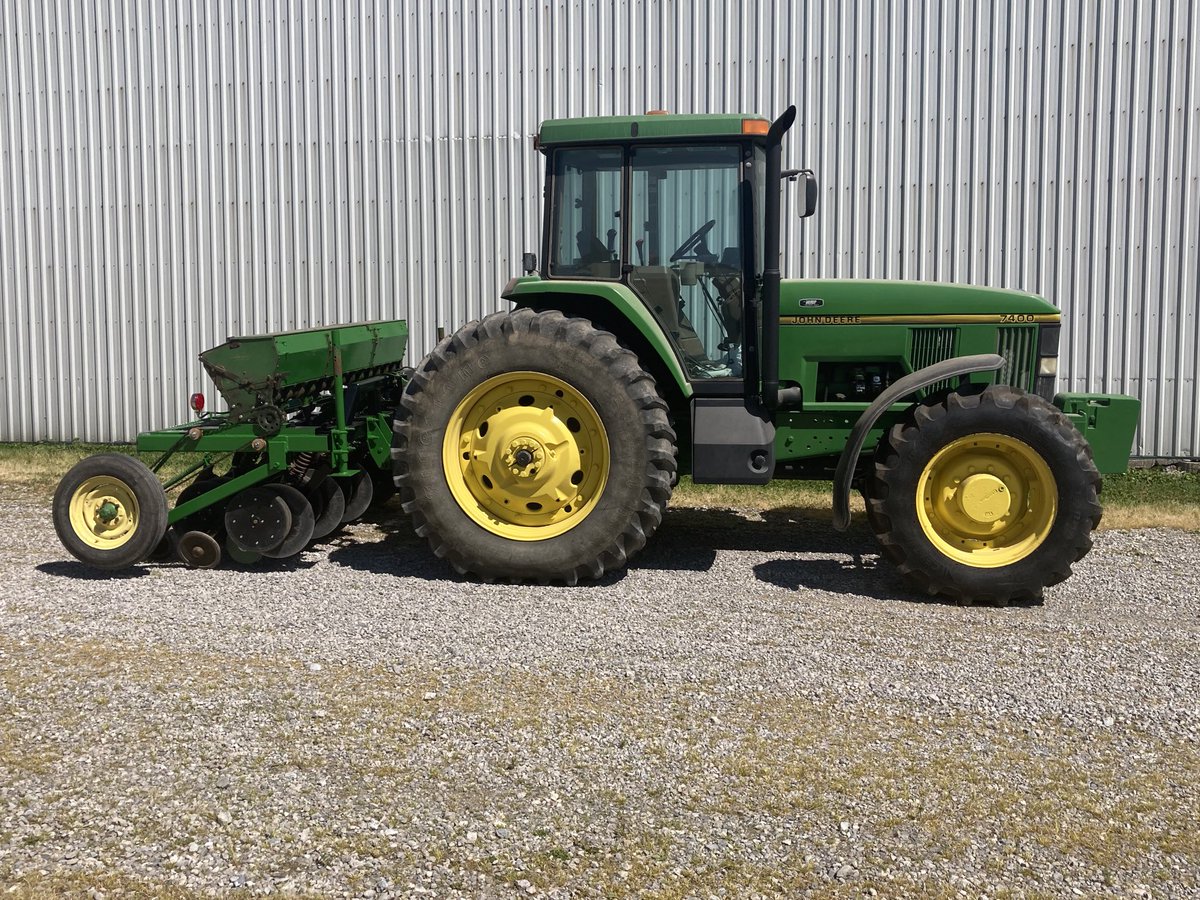 derrickPRF's tweet photo. Finally the mini No-Till is finished. Planted about 3 acres so far, and its works quite nicely. Fits behind the 7400 well and drills consistently. A nice item to have in the toolbox in the future. https://t.co/lsvmk5lJYM
