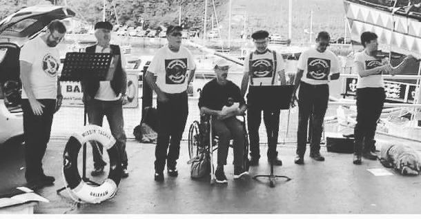 #missintackle will be performing their wonderful sea shanties live for us tomorrow, Holiday Monday at 11am. In the middle of Middle Street @middlestreetbrixham by @brixhammaid near Apters Hill. @Brixham @lovebrixham @EnglishRiviera