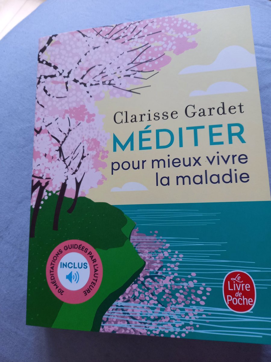 assoFCC's tweet image. Nous vous conseillons ce beau livre " méditer pour mieux vivre la maladie".

Un livre très bien fait, écrit par Clarisse Gardet, sophrologue.
Dans un format idéal pour l'avoir toujours près de soi!

que ce livre sème du soleil dans les coeurs!