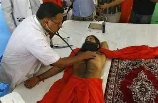 thedoctor_in's tweet photo. Allopathy ki sharan me baba 😷 https://t.co/mL0yTwStmd