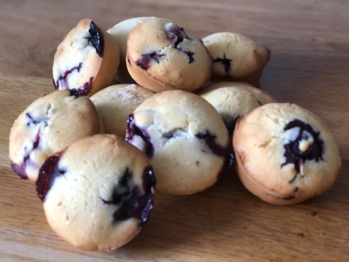 Mmmm #magdalenas #caseras con #arandanos par #merendar #sano y #rico 😋