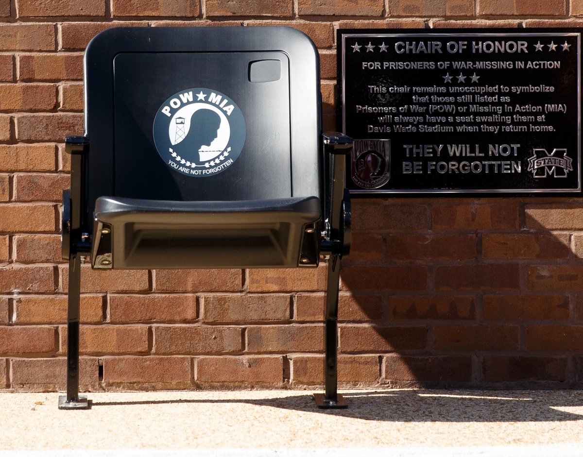 HailState's tweet image. To the brave men and women who made the ultimate sacrifice to protect our country, we remember and thank you. 

#MemorialDay