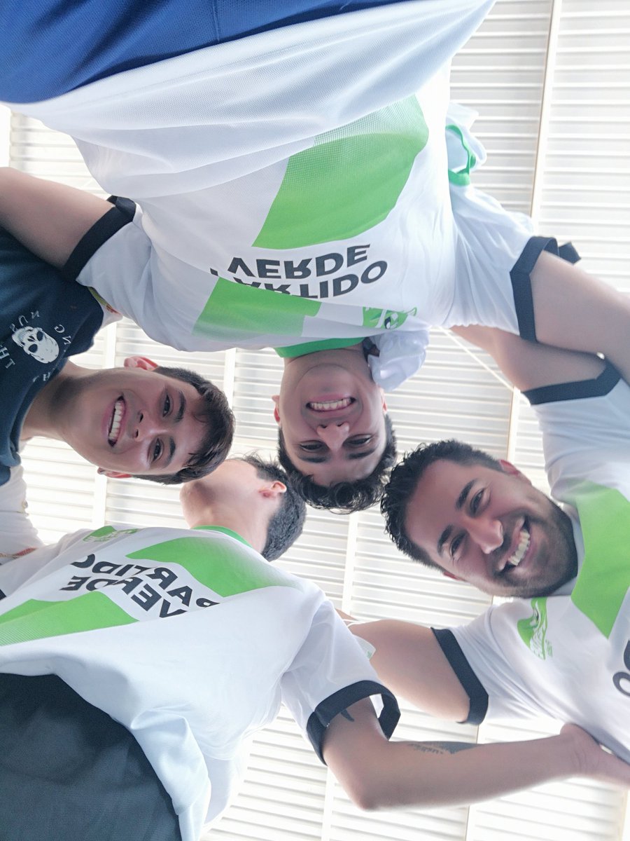 VerdeAtlixco's tweet photo. Iniciamos los cierres de campaña de nuestra candidata Martha Alatriste @AlatristeMartha con unas retas fútbol. https://t.co/IfIGnddCTC