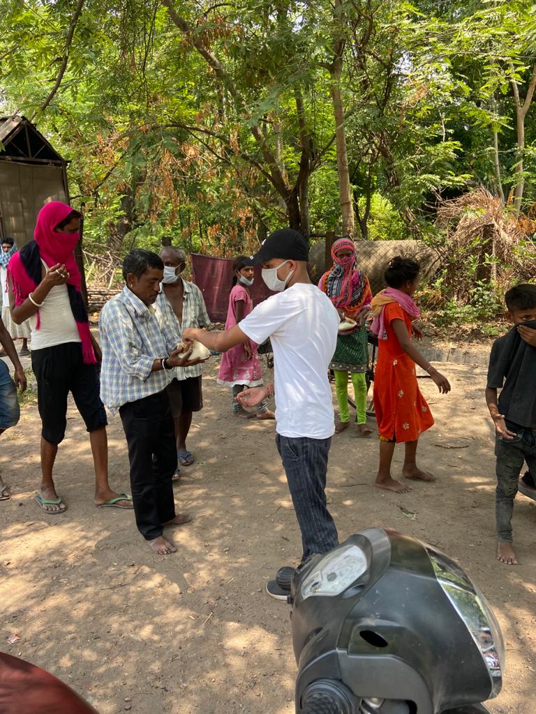 tiwarisourabh29's tweet photo. #Day_47 निःस्वार्थ कर्म लगातार मार्मिक चेतना द्बारा जारी @narendramodi @TS_SinghDeo @shailesh30cvru @DrKiranmayee1 @IpsDangi @ipskabra @AnkitaP11821586 @AjitaInvincible @Neerajgemnani @anubhav08498765 https://t.co/xGBsxWJmIw
