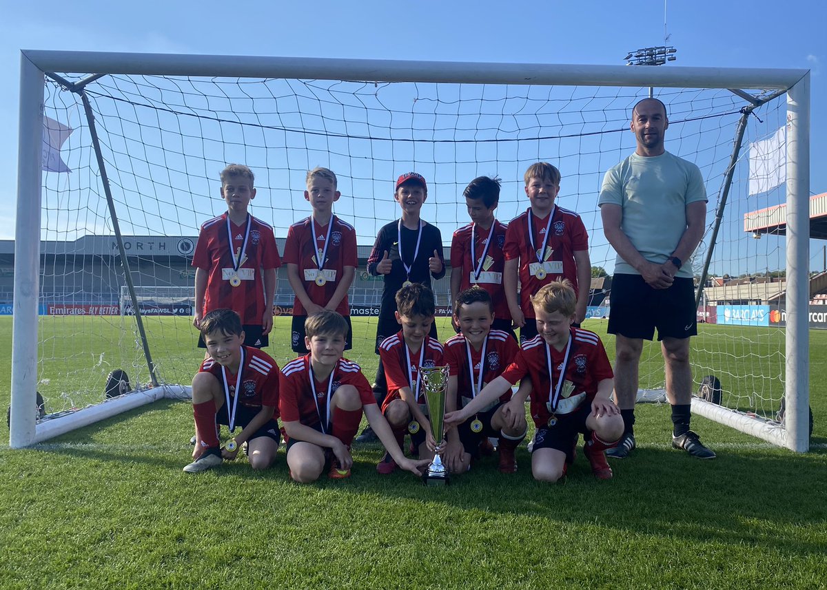 boreham_woodfc's tweet photo. ⚽️���𝗢𝗨𝗧𝗛 𝗧𝗢𝗨𝗥𝗡𝗔𝗠𝗘𝗡𝗧

Under 9’s tournament is concluded and that’s a wrap for today!

𝗪𝗶𝗻𝗻𝗲𝗿𝘀 - Belstone FC

𝗥𝘂𝗻𝗻𝗲𝗿𝘀-𝗨𝗽 - Belsize Park

Thanks to all our participants. Next up Under 10’s, see you in the morning...

#WeAreTheWood https://t.co/7cn4gDaGNv