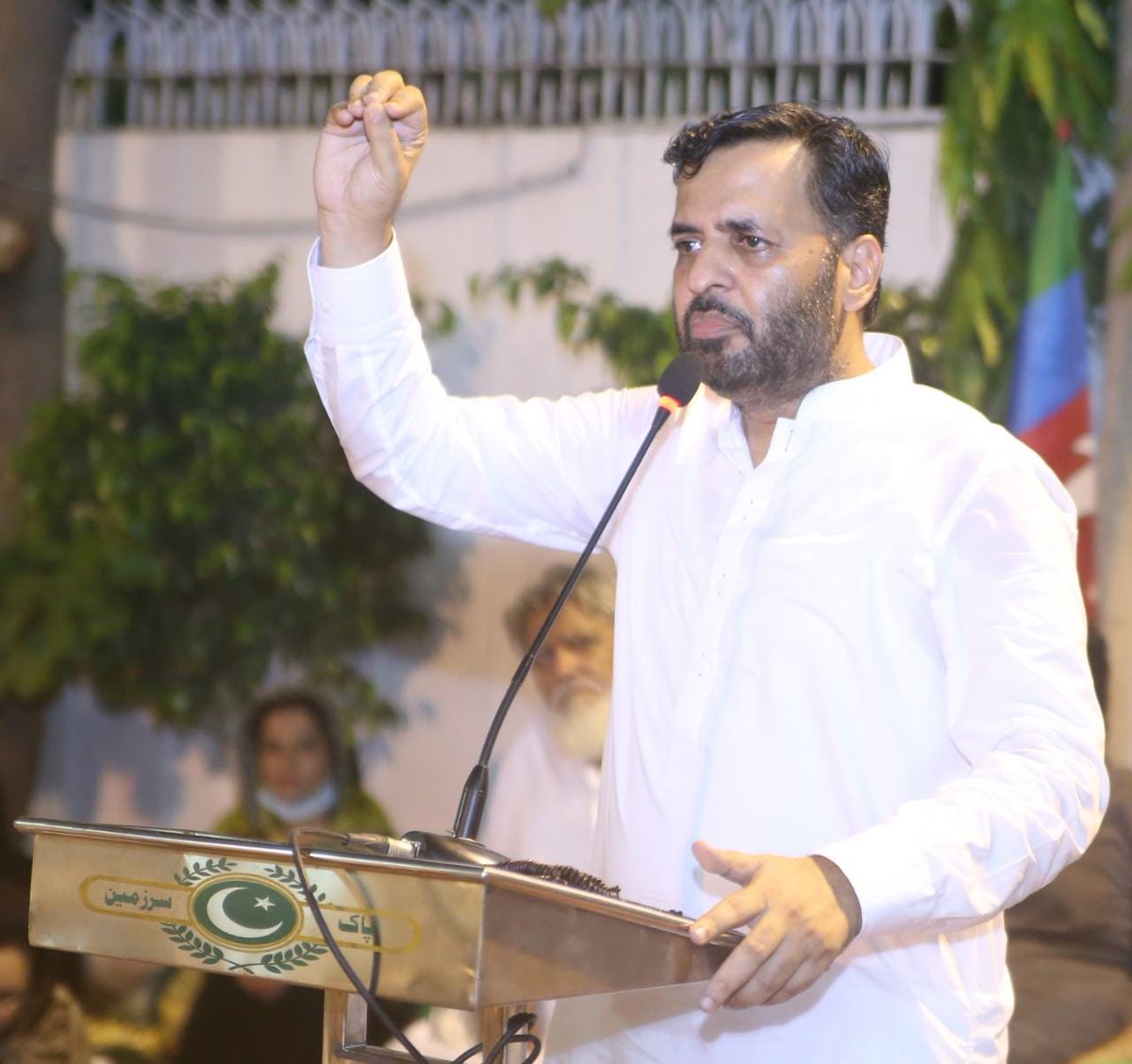 MQMPUpdates's tweet photo. پاک سرزمین پارٹی کے چیئرمین سید مصطفی کمال کا مرکزی سیکریٹریٹ پاکستان ہاؤس میں تمام مرکزی شعبہ جات کے ذمہ دران کے اجلاس سے خطاب- صدر #PSP انیس احمد قائمخانی نے بھی ذمہ دران سے گفتگو کی، اس موقع پر اراکین سینٹرل ایگزیکٹو کمیٹی اور نیشنل کونسل بھی موجود ہیں-
@KamalPSP
#Mustafakamal https://t.co/5GN4RjF5Jj