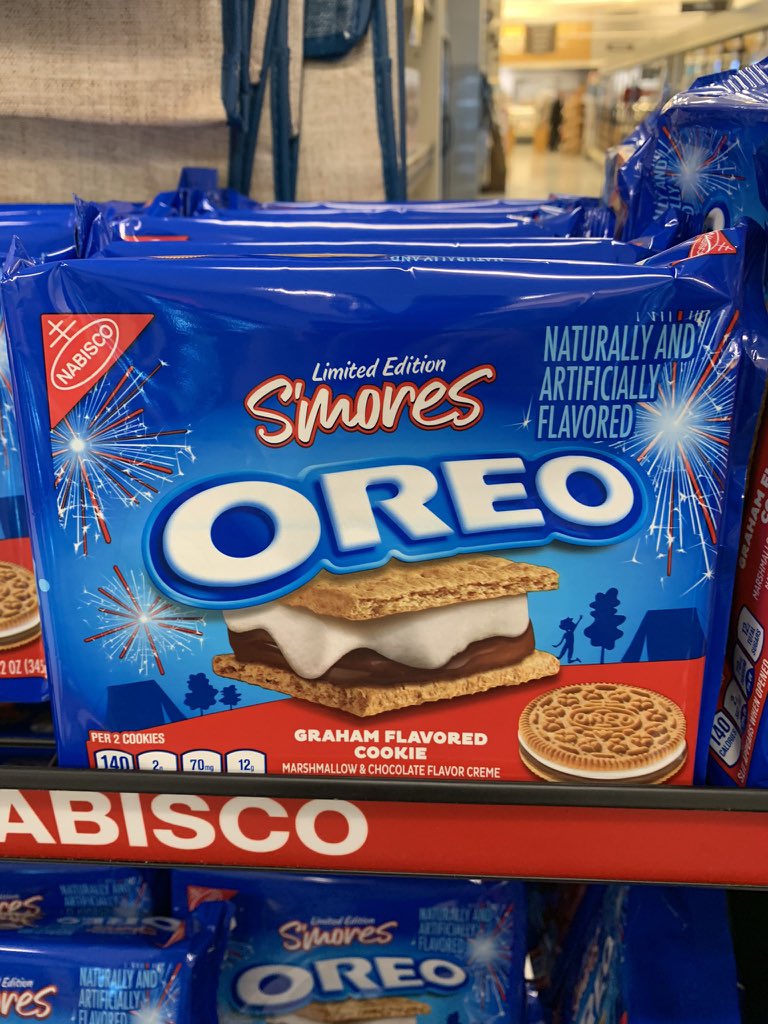 mattavelli's tweet photo. S’mores Oreos?? S’MORES OREOS?!?
Dennis in Branding…You had ONE job. ONE JOB!
#SMOREOS https://t.co/X1Fxk2pe0e