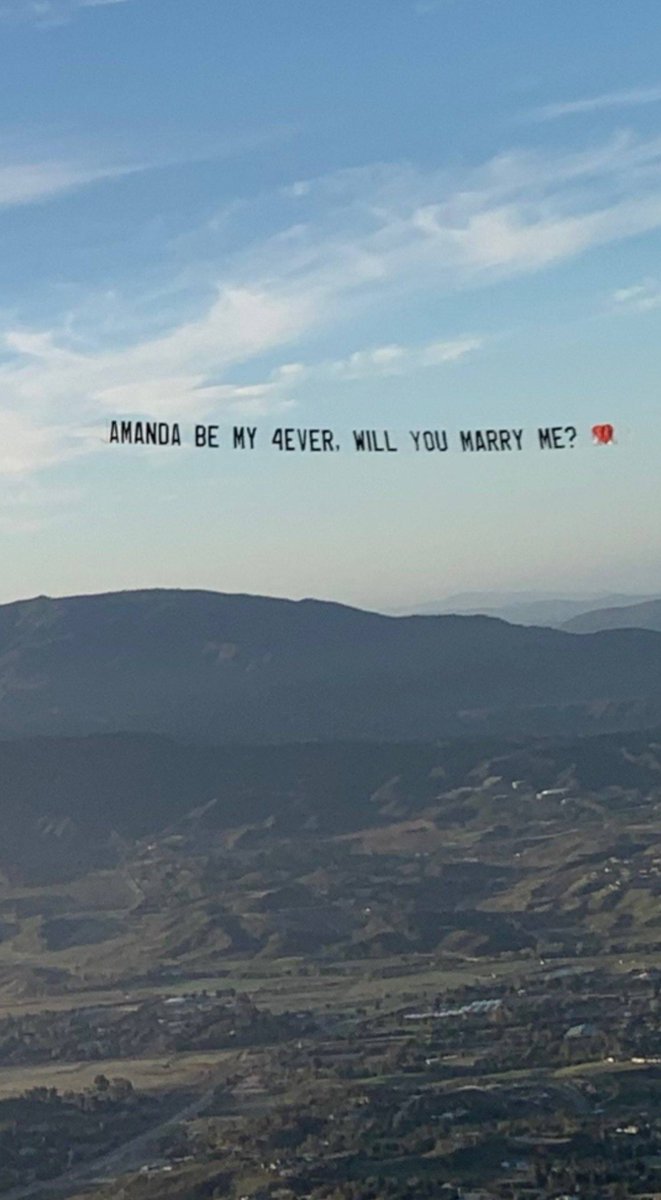 TheSkyWriters's tweet photo. Another successful marriage proposal where she ALWAYS says YES! Congratulations to this happy couple! โฅ๏ธ
#flyingbanner #marriageproposals #shealwayssaysyes #theskywriters https://t.co/5GWOioUTPe
