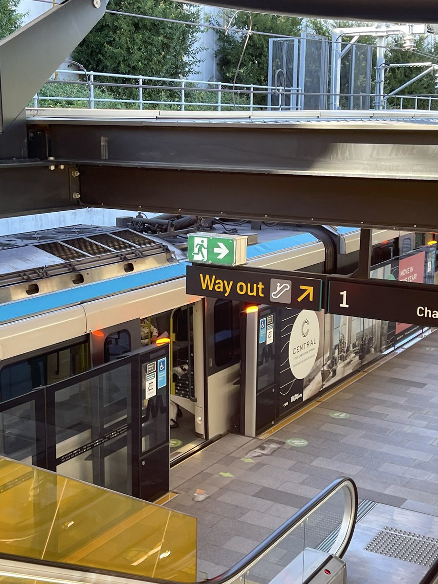 SydneyMetroIIWT's tweet photo. A train has now broken down at Castle Hill. Until it can be moved, Chatswood-bound trains behind it have stopped moving. Pic is from Bella Vista. https://t.co/OiOFRSkxYk