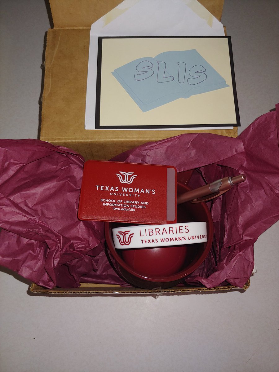 Thanks for the goodies, <a href="/twulibraries/">Texas Woman’s University Libraries</a> 🤩 #txla #conference