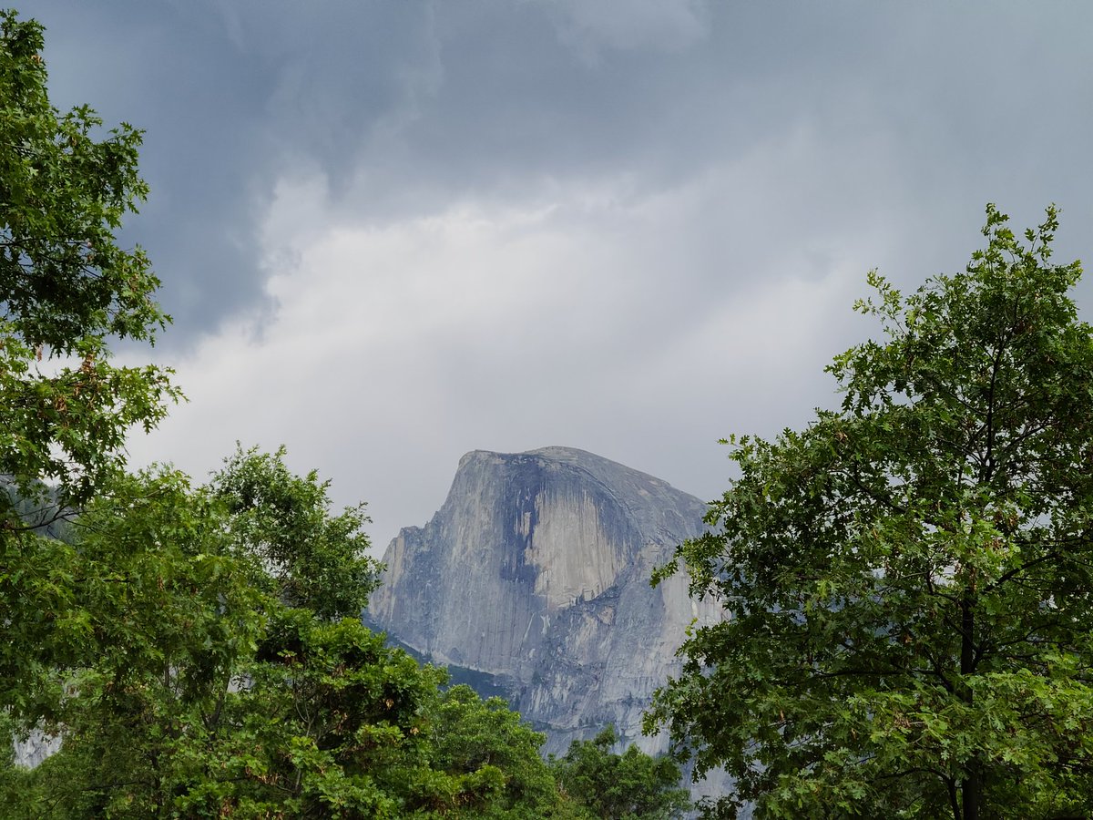 tompkinst88's tweet photo. If I could spend every weekend in Yosemite I would https://t.co/ISujFJv6kX