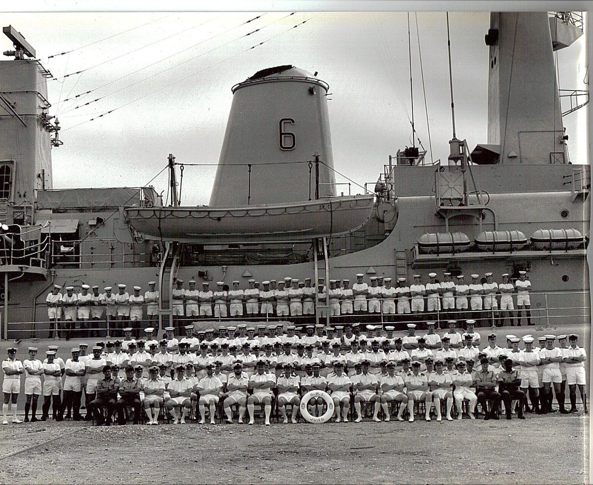 on Twitter "I tried to catch the flash as the guns were