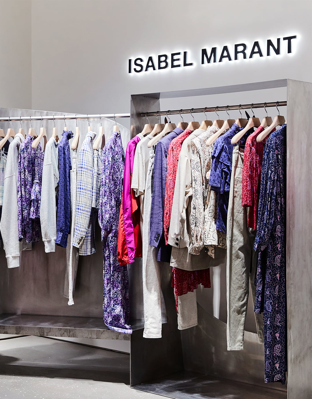 CPP-LUXURY.COM on Twitter: "Isabel Marant opens new store in Seoul at The Hyundai Department store #IsabelMarant #Seoul #HyundaiDepartmentStore #newopening #luxury #luxuryfashion https://t.co/j0S29zxvoA" / Twitter