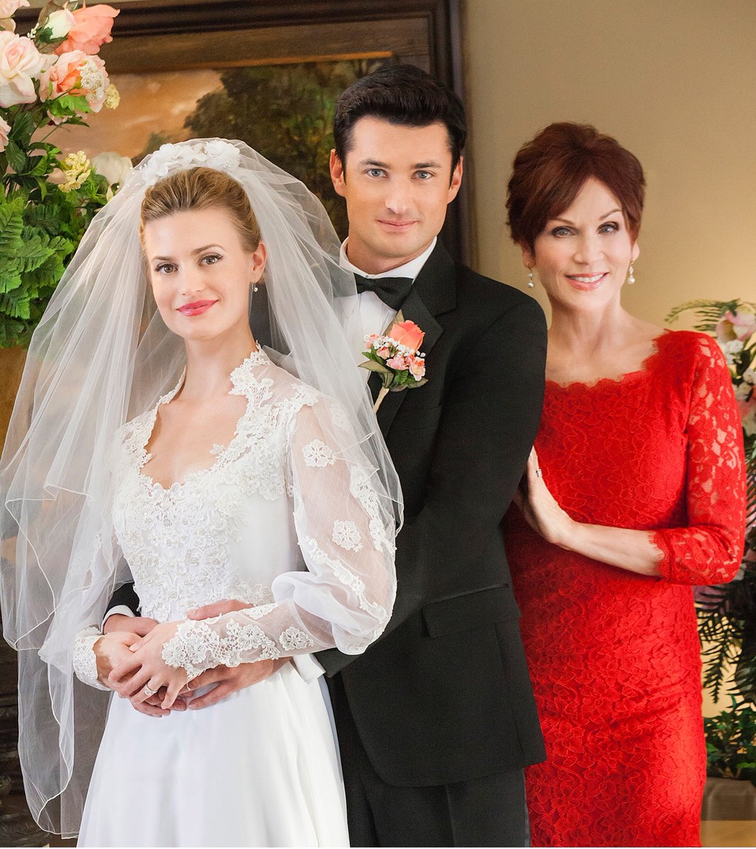 hallmarkchannel's tweet photo. When her fiancé receives a new job offer, June is forced to plan her dream wedding in three weeks! East Coast don’t miss our #RomComAThon marathon airing of #JuneinJanuary starring @RealBrookeD @TheRealMarilu and #WesBrown. RT if you are watching! ❤️ https://t.co/5BIacn2g03