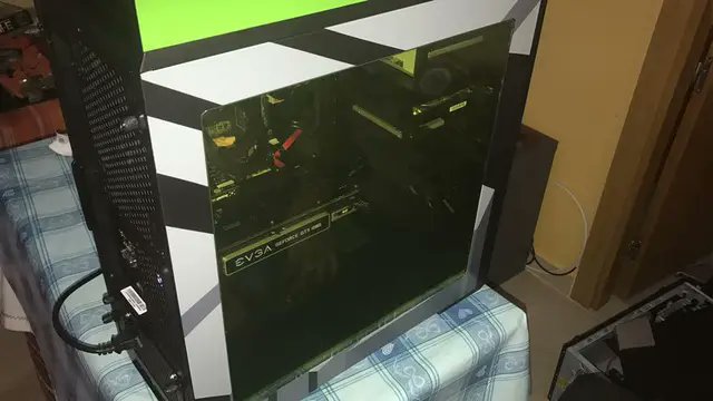 CallejasGR80's tweet photo. REFIGERACION LIQUIDA : LEPA AQUA CHANGER 240 FUENTE: EVGA 750 MODULAR GOLD PLUS SSD 1TB HD2 2TB (se agradece RT) :) https://t.co/qOh1C6Ec8y