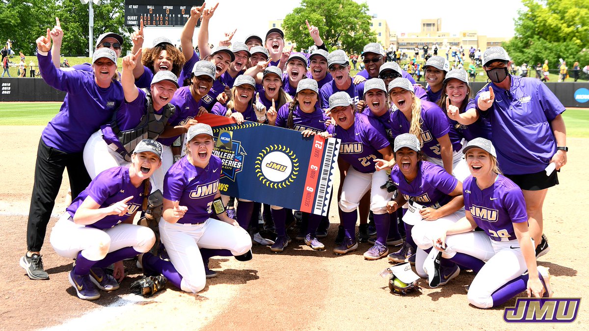 JMUSoftball's tweet photo. 𝙃𝙞𝙨𝙩𝙤𝙧𝙮 𝙢𝙖𝙙𝙚. 

The Dukes have punched their ticket to the Women’s College World Series!

📰 https://t.co/7X2LWO2Vdo

#GoDukes | #RoadToWCWS https://t.co/EmihTHhJkZ