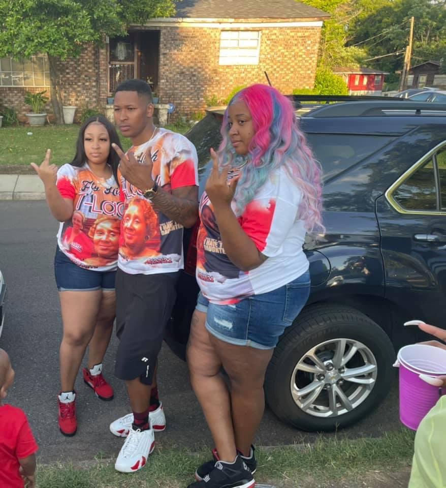 GoldenGift__'s tweet photo. Rest In Paradise Ma Dukes🕊💔 https://t.co/DmzVhVmogM