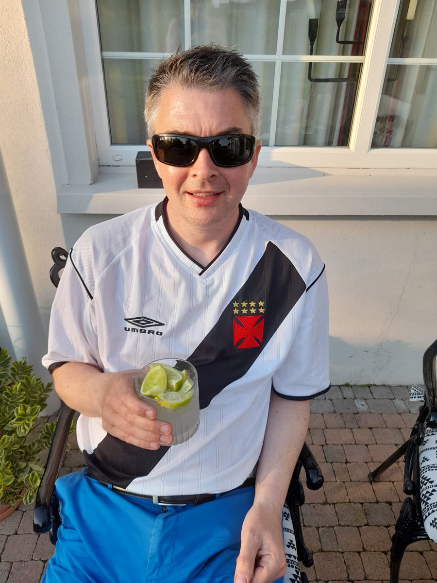 Viva vasco, viva caiprinha <a href="/_alexCRVG_/">Alex ✠</a>