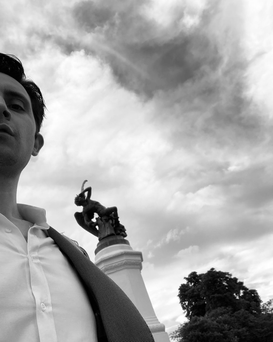 binarydrift's tweet image. Underneath the sky indeed! See if you can name the statue in the back...here’s a hint, the pic was taken in the Parque del Retiro in #Madrid

#binarydrift #blancoynegro #blackandwhite #noiretblanc #sky #spain #rockperuano #indie #rock #pop #songwriter 

youtu.be/opjyobkpvgI