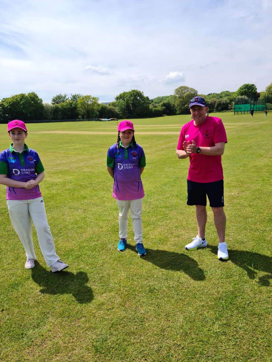 Ophelia of <a href="/SudbrookYouth/">Sudbrook Youth Cricket</a> receives her <a href="/SWFalcons2019/">South Wales Falcons Girls Cricket Team</a> cap from coach <a href="/JonMatthews70/">Jonathan Matthews</a> before today's game.

Welcome to the Falcons' Family. Many thanks to our sponsors <a href="/Dragon_Signs/">Dragon Signs</a>  &amp; Usk Properties  for providing the girls with the caps and shirts. #falconsfamily @SMCricketUK
