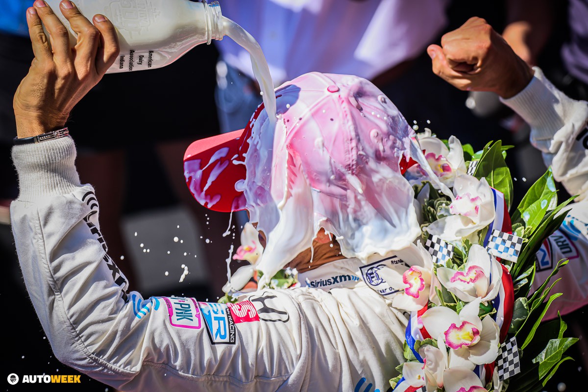 Autoweek_Racing's tweet image. HELIO CASTRONEVES IS A FOUR-TIME INDIANAPOLIS 500 WINNER!

 #Autoweek | #Indy500 | #ThisIsMay  

📸: @DB3Inc