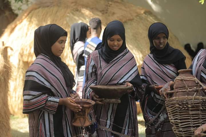 #todobaadkaDhaqanka2021 #SUCW21
How was🇸🇴           How it's going🇸🇴