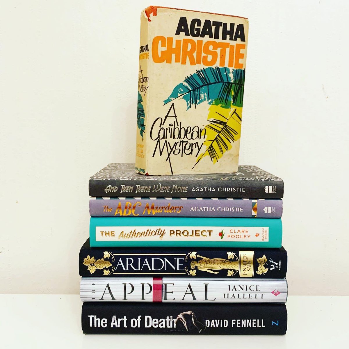 TheStuCummins's tweet image. Been catching up on some #bookchallenges over on Insta (more to come too!)...SO, if you want to see some sorta ok pics of some better than ok (mainly gorgeous) books, feel free to give me a follow 😉📚📚📚

Instagram.com/thestucumminsr…

#BookTwitter #bookstack #bookstackchallenge