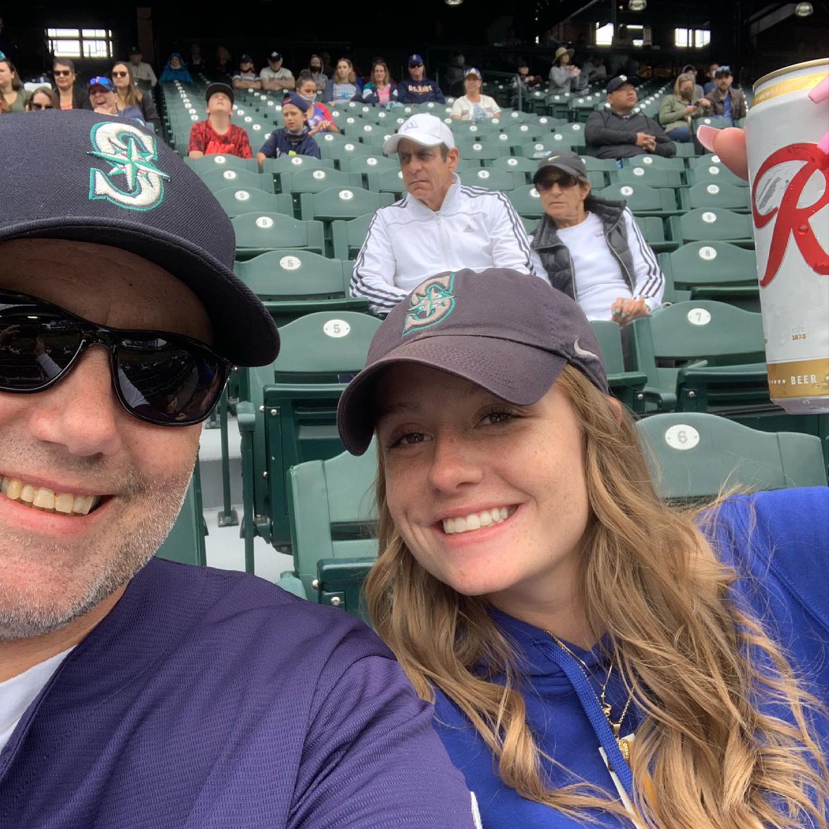 Reybone16's tweet photo. Sweep time! #SeaUsRise #WHEREiROOT @Mariners @Rainier_Beer #KSwag https://t.co/5D25pR1Q6t