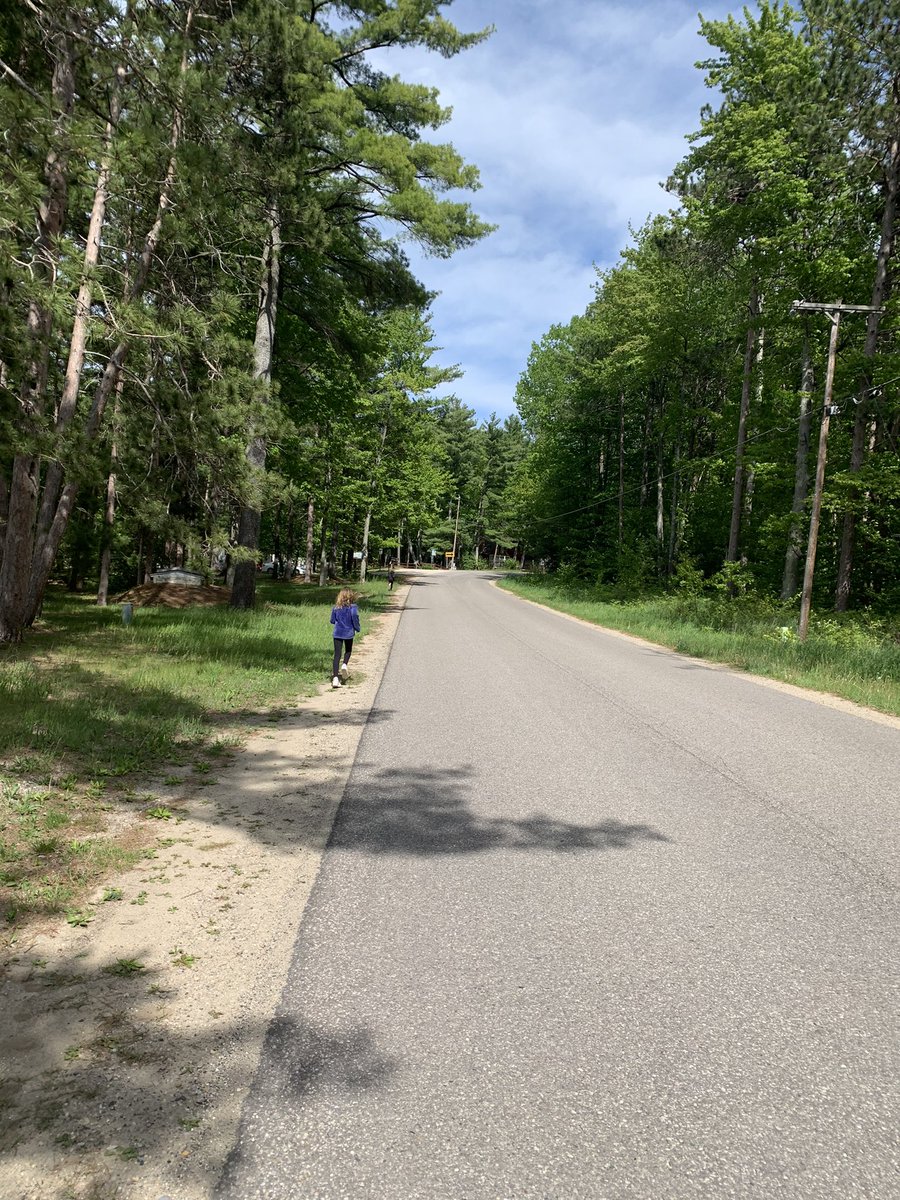 Erin4511's tweet photo. @LogOff_LaceUp Ran our 1 mile in Northern Michigan! @Costello_Tweets https://t.co/0DSCZv2eal