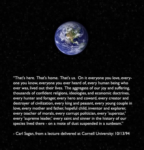WistfulCass's tweet photo. "The Pale Blue Dot" ~ #CarlSagan's astonishment was shared by all of us. I've got BBC2 programmes about both #Voyager1 & #Voyager2 on #VHS tapes π€
I cried when Voyager1 left our Solar System #GeekGirl
#BrianCox #AdventuresInSpaceAndTime https://t.co/hRKPvSDSOl