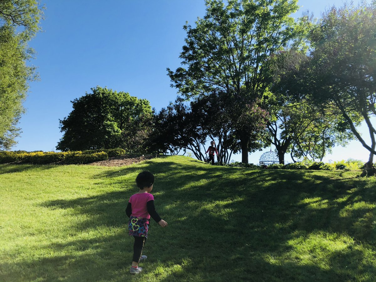 Beautiful day to spend time with the family at Oshawa Valley Botanical Garden in <a href="/RegionofDurham/">Region of Durham</a>