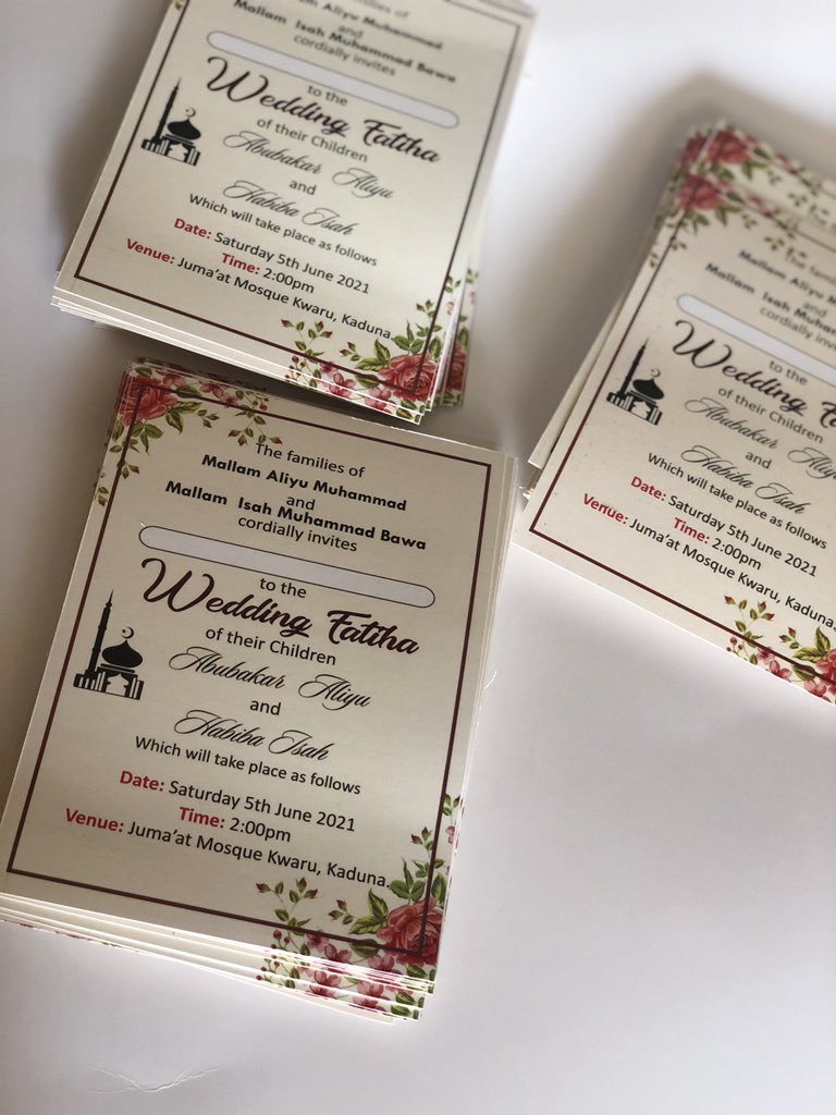 lic_designs's tweet photo. Weeding cards😍😍 https://t.co/3vZNMcfyGv