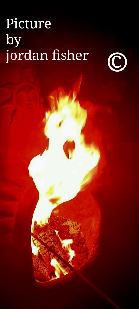 Truthseeker0003's tweet photo. @BrandonFugal Me too ...  like this demon emurging from my fire 👀👀😈🔥 https://t.co/pWfuAXNwVU