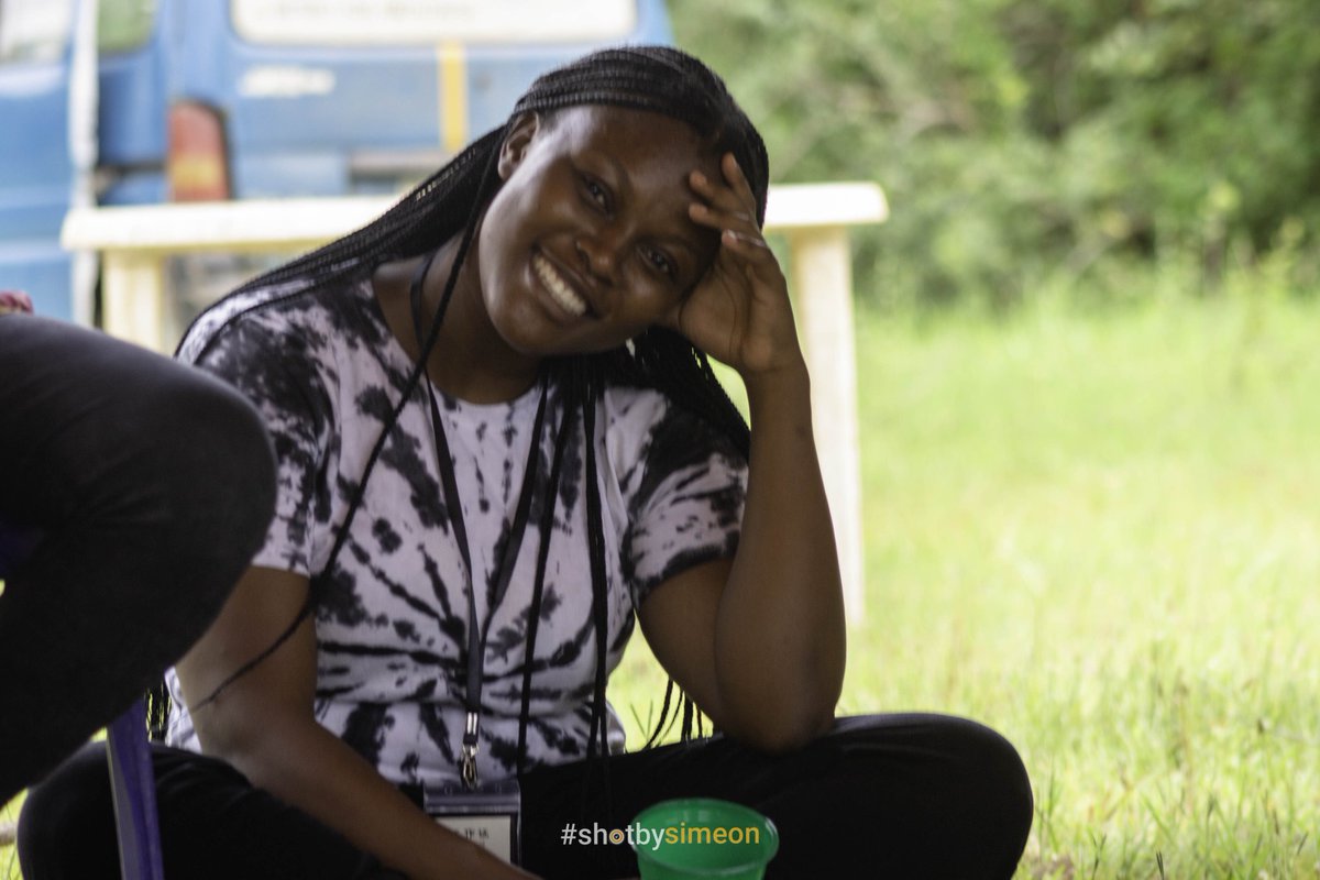 InsideOsogbo's tweet photo. The smile on the face of @elizyabeth_ after enjoying the sumptuous meat pie from @cici_wura and chilled Zobo Drink from @Fruityways_ng at #ThePakitiExperience. 

We are grateful for the supports we enjoyed from @cici_wura and @Fruityways_ng for the purpose of #ThePakitiExperience https://t.co/EywJt5wO94