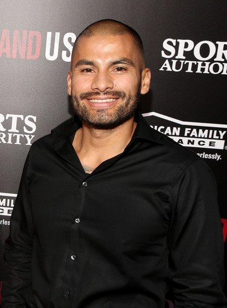 EthosProjectBSC's tweet photo. Actor Daniel Moncada has joined forces with SuperShiba and is officially a holder! Daniel is most known for his role in Breaking Bad. Welcome to our army @DanielMoncada80  🔥🔥🔥🚀🚀 https://t.co/XvB8AuhyZZ