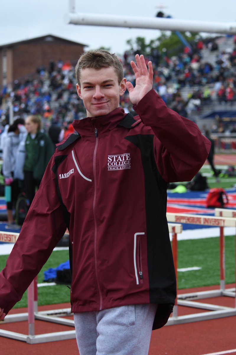 Smiles all around😁 <a href="/SC_TrackField/">State College Track & Field/XC</a> <a href="/GursSCtrack/">Jennifer Evans</a>