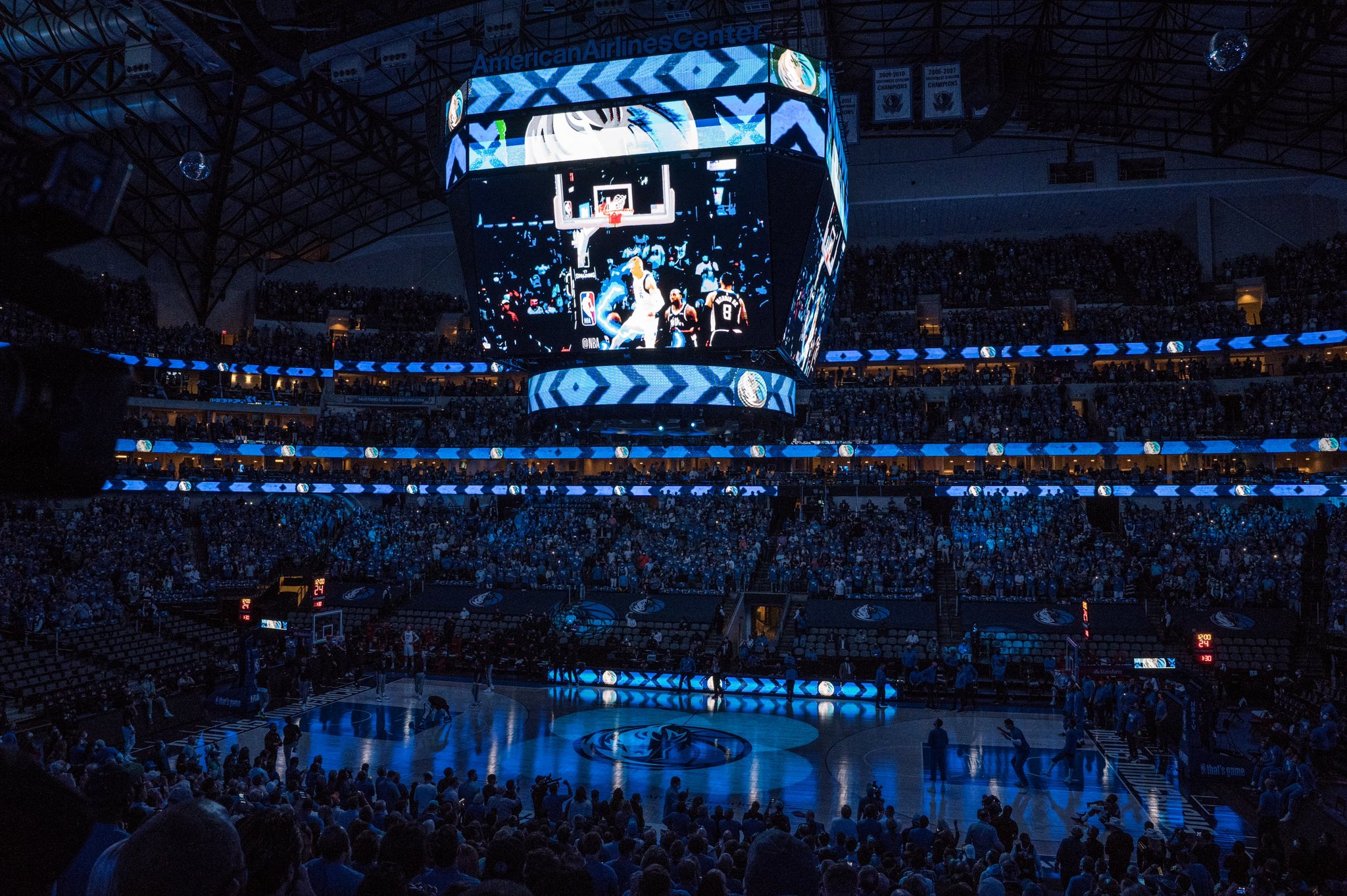 About AACenter  American Airlines Center