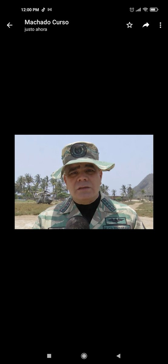 Daniela1682802's tweet photo. #PadrinoFelizCumpleaños Que Dios lo bendiga y le de muchos años más de vida mi general @vladimirpadrino https://t.co/CObbZ4QasB