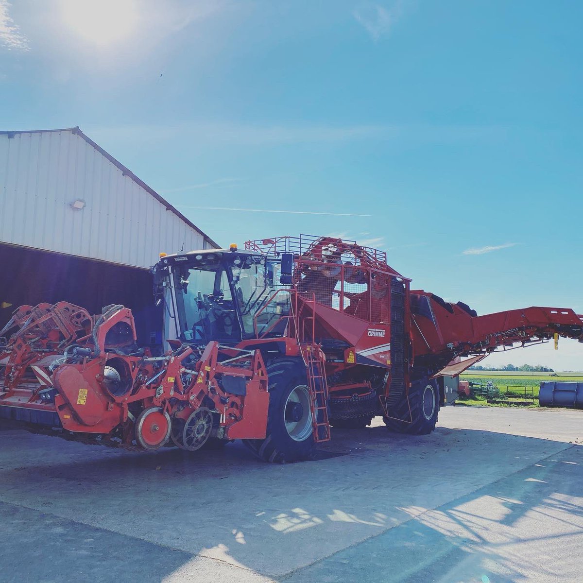 L’entretien se termine pour les arracheuses <a href="/GrimmeFrance/">GRIMME France</a> SE 150-60 ainsi que les Rexor 620 et 6200 🥔🥬