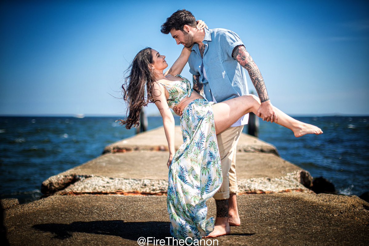 FireTheCanon's tweet photo. Huge congrats to @KristaKimberly on her (relatively) recent engagement 😍 so honored to be trusted to shoot your #engagementphotos 😊
#strobist #teamcanon #madewithmagmod #ocf #engaged #isaidyes #beachday #beachvibes https://t.co/sV8XEciSZN