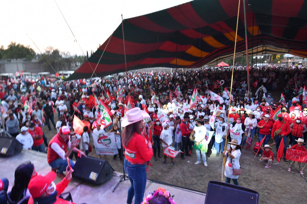 CristinaSanCol1's tweet photo. Estamos listas y listos para corregir el rumbo de #Temascalapa. 

Llegamos a la recta final de la #Campaña, estoy convencida de que el próximo domingo las y los #Temascalapenses ejercerán su #Derecho para que transformemos su #Municipio.

#VotaPRI https://t.co/5LEF3w9zPU