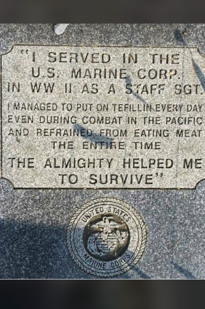 A proud Jewish Marine. 🇺🇸